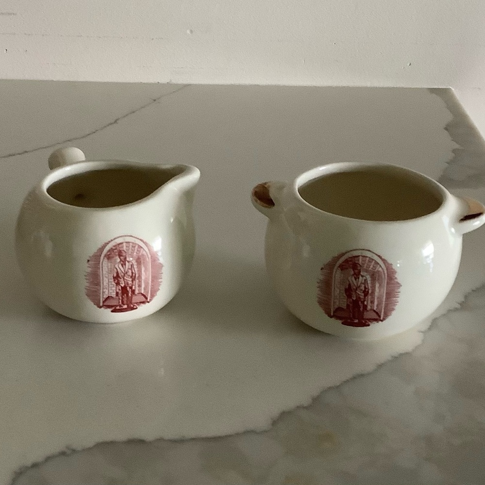 Vintage Will Rogers small cream and sugar pitcher and bowl.